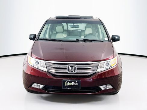 Used 2013 Honda Odyssey Touring image 2