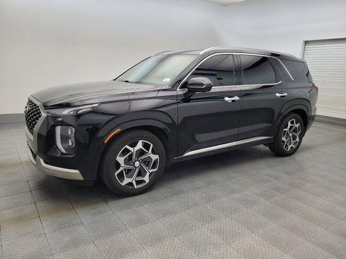 Used 2022 Hyundai Palisade Calligraphy w/ Cargo Package FWD image 2