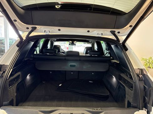 Certified 2024 BMW X5 xDrive50e w/ Premium Package AWD/4WD image 12