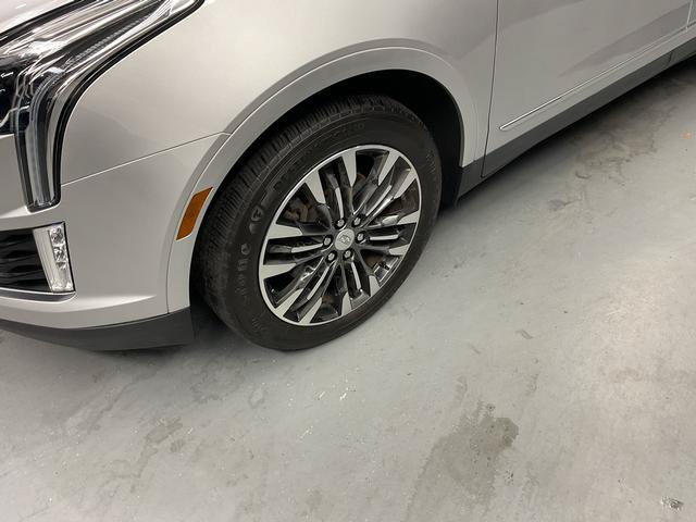 Used 2019 Cadillac XT5 Luxury AWD/4WD image 4