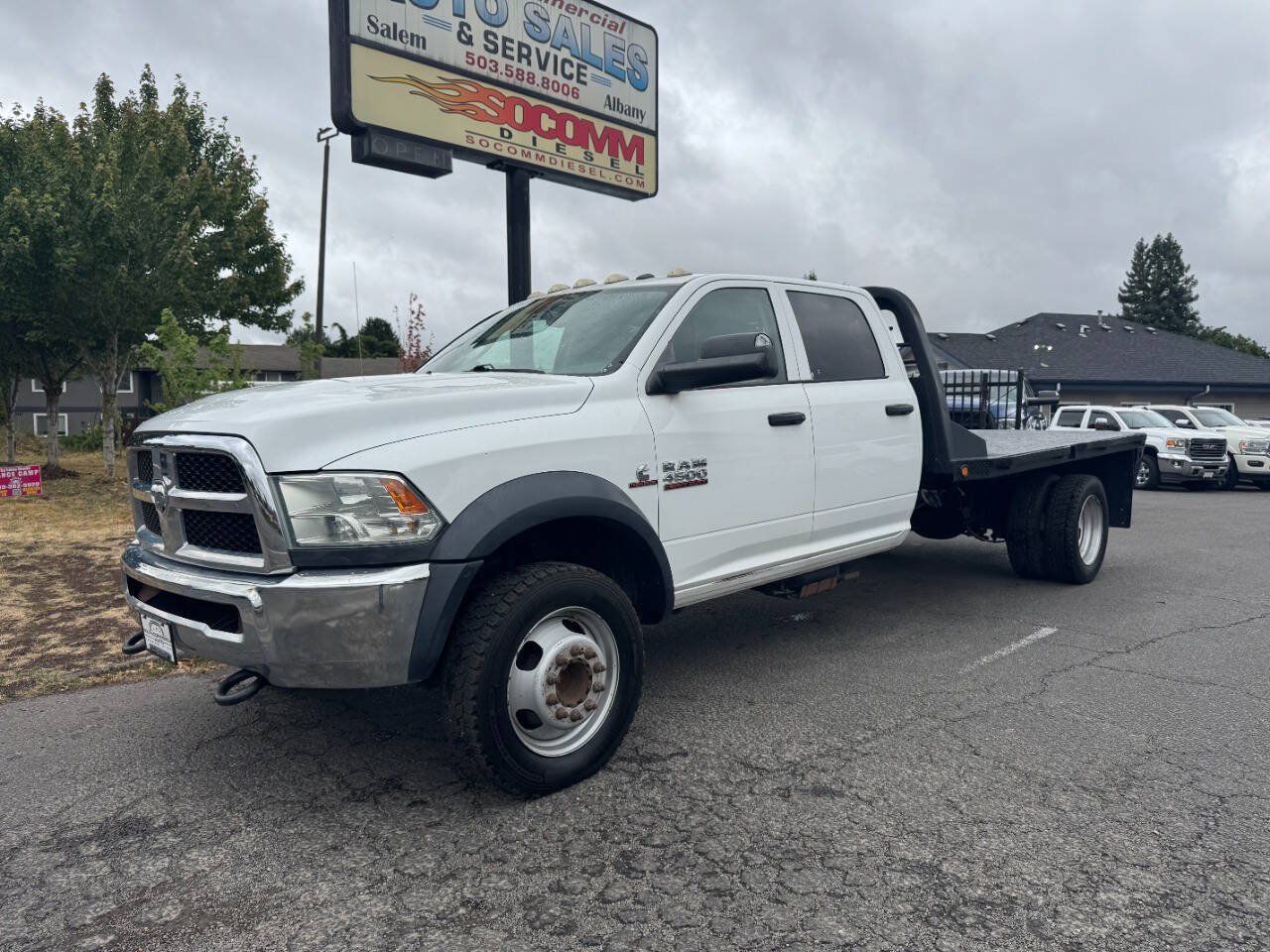 Used 2016 RAM 4500 Tradesman w/ Chrome Appearance Group AWD/4WD image 1