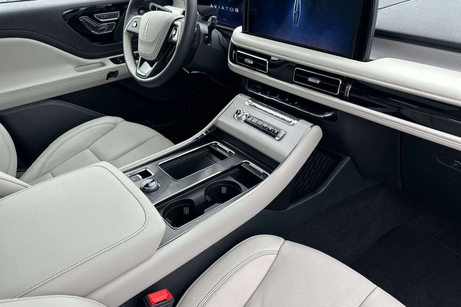 New 2026 Lincoln Aviator Reserve AWD/4WD image 15