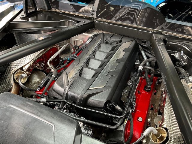 Used 2020 Chevrolet Corvette Stingray Premium Cpe w/ 3LT Preferred Equipment Group RWD image 28