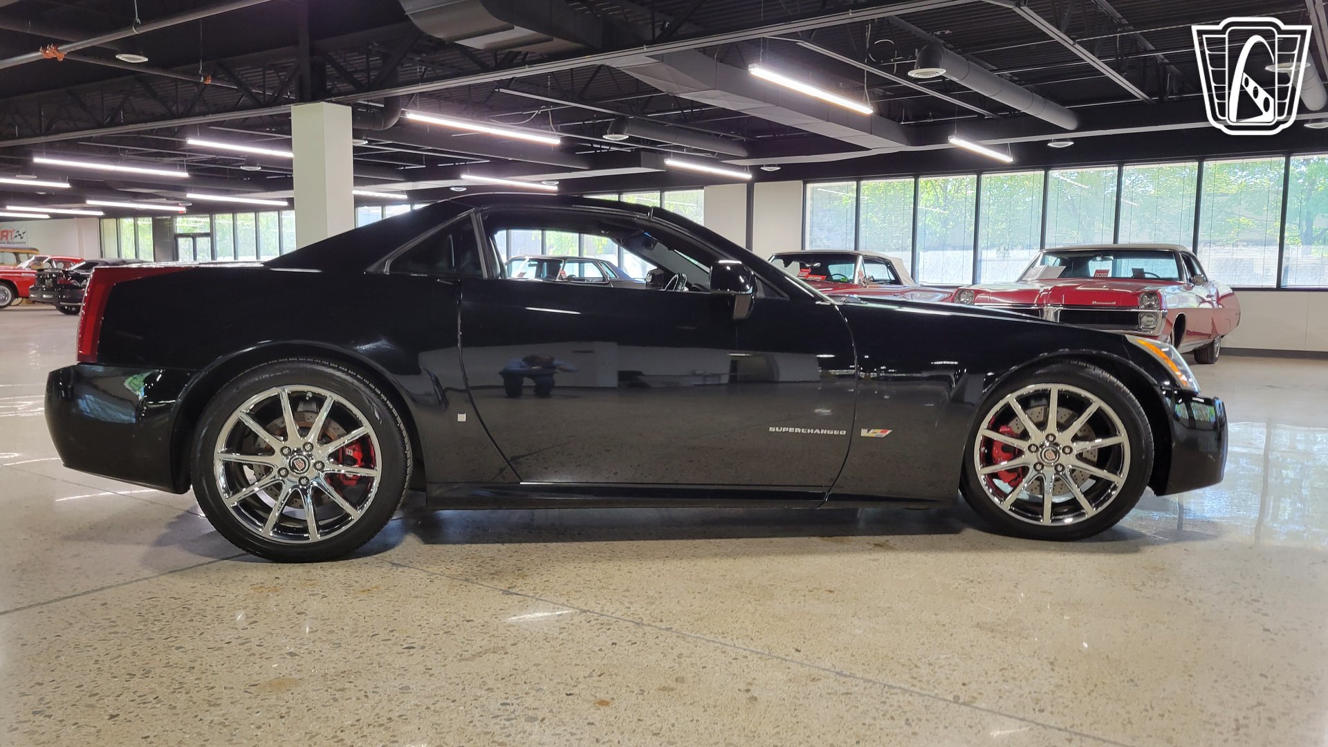Used 2008 Cadillac XLR V RWD image 36
