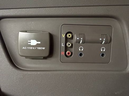 Used 2013 Honda Odyssey Touring image 52