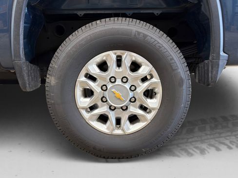 Used 2024 Chevrolet Silverado 2500 LT w/ All Star Edition image 51