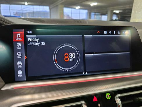 Used 2023 BMW X5 M50i w/ Executive Package image 15