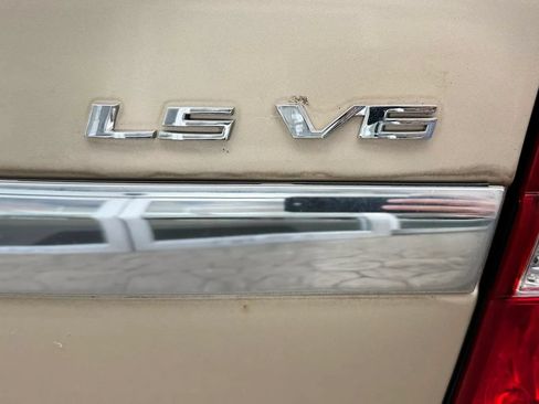 Used 2004 Chevrolet Malibu LS w/ Preferred Equipment Group FWD image 36