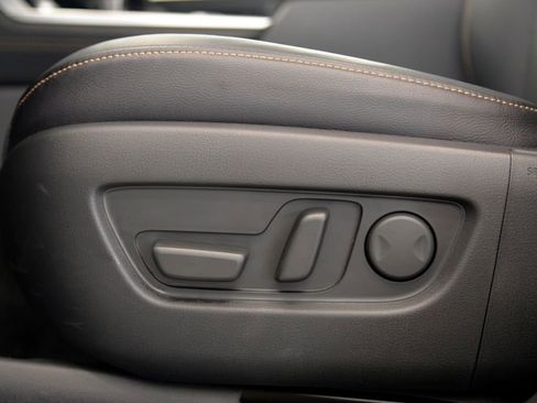 Certified 2026 MAZDA CX-70 3.3 Turbo S w/ Premium Package AWD/4WD image 16