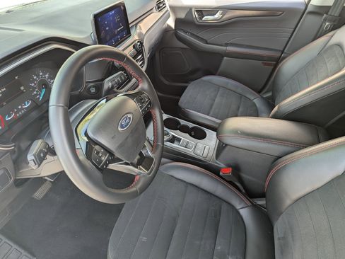 Used 2022 Ford Escape SEL w/ SEL Stealth AWD Package image 20