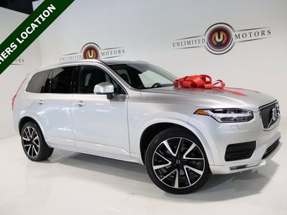 Used 2022 Volvo XC90 T6 Momentum w/ Advanced Package