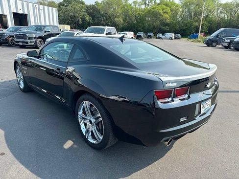 Used 2010 Chevrolet Camaro SS w/ RS Package RWD image 7