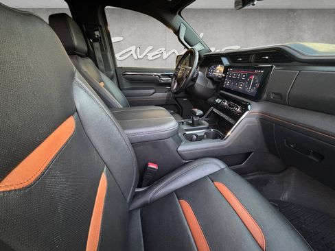 Used 2023 GMC Sierra 1500 AT4 w/ AT4 Premium Package image 29