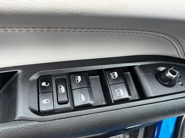 Used 2023 Jeep Compass Limited AWD/4WD image 44