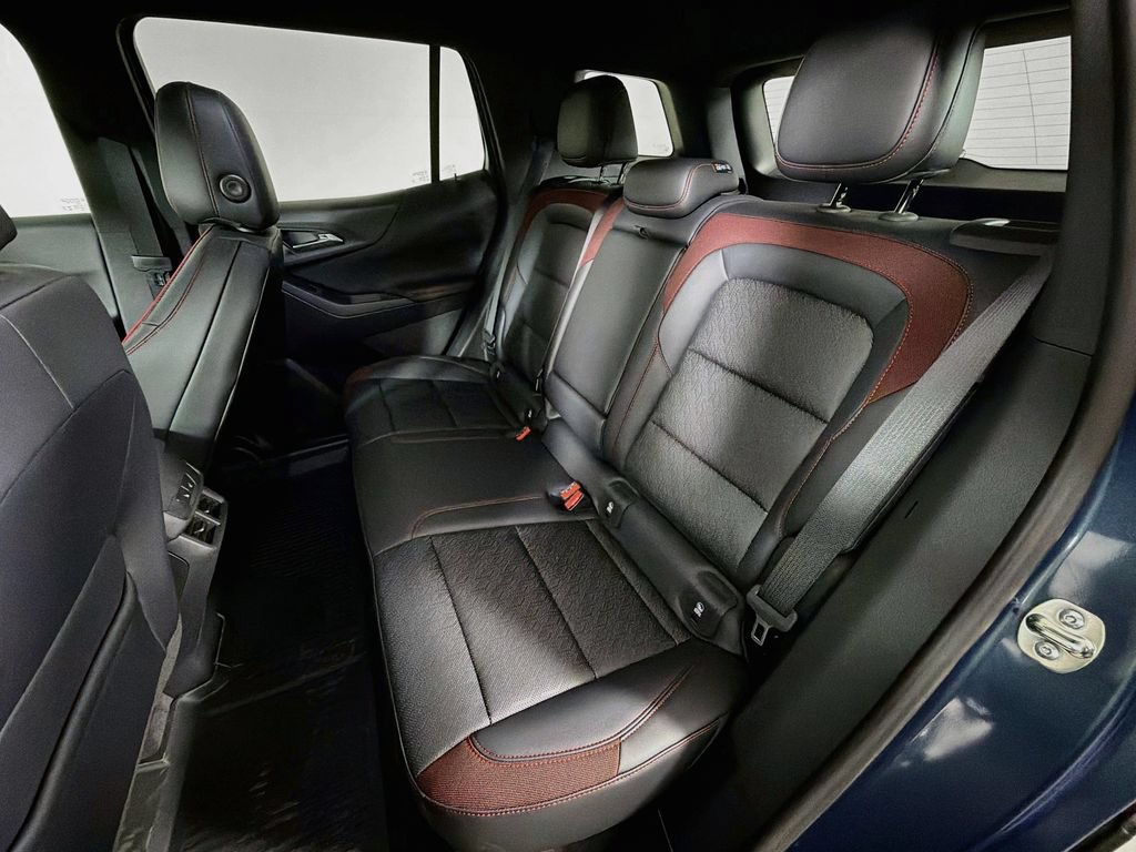 New 2027 Chevrolet Equinox RS w/ Safety and Technology Package AWD/4WD image 17