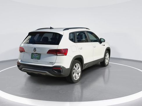 Used 2023 Volkswagen Taos S w/ Driver Assistance Package AWD/4WD image 9