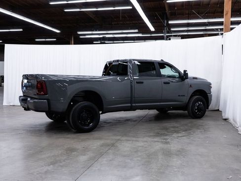 New 2026 RAM 3500 Big Horn AWD/4WD image 6