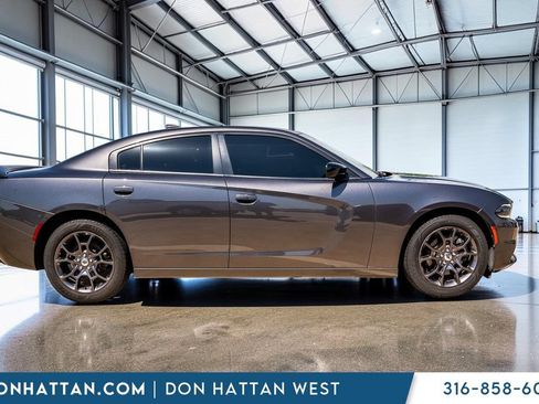 Used 2018 Dodge Charger GT w/ Blacktop Package AWD/4WD image 31