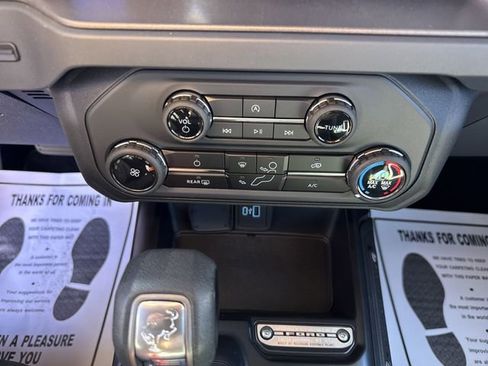 New 2025 Ford Bronco 2-Door w/ Sasquatch Package AWD/4WD image 22