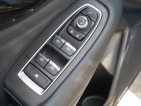 Used 2023 Subaru Outback Touring AWD/4WD image 19