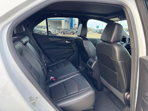Used 2024 Chevrolet Equinox RS w/ RS Leather Package image 10