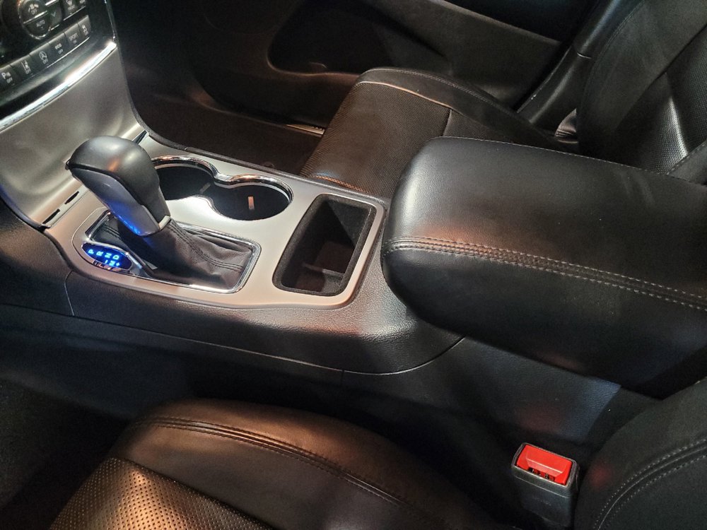 Used 2019 Jeep Grand Cherokee Limited w/ Luxury Group II RWD image 26