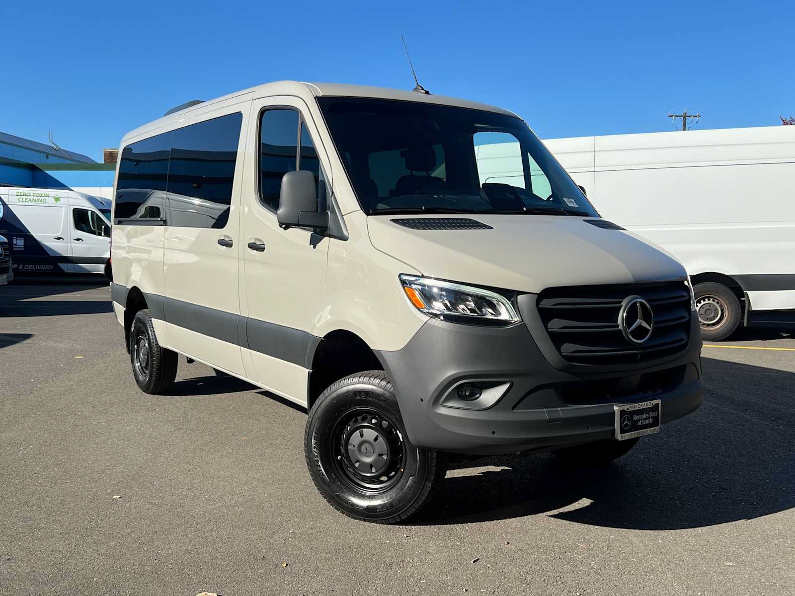 Used 2026 Mercedes-Benz Sprinter 2500 image 2