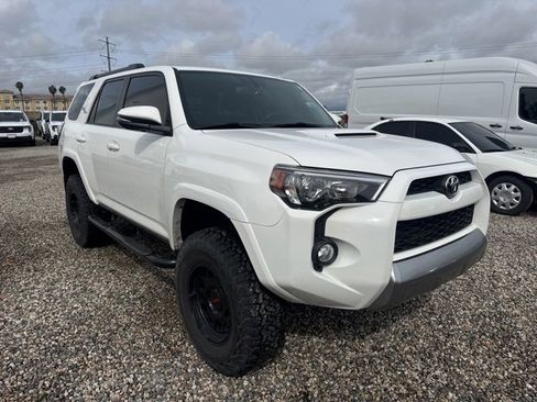 Used 2019 Toyota 4Runner TRD Off-Road Premium image 4