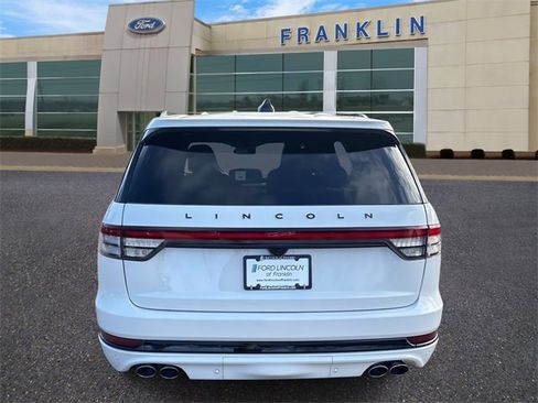 New 2026 Lincoln Aviator Black Label w/ Jet Appearance Package image 6