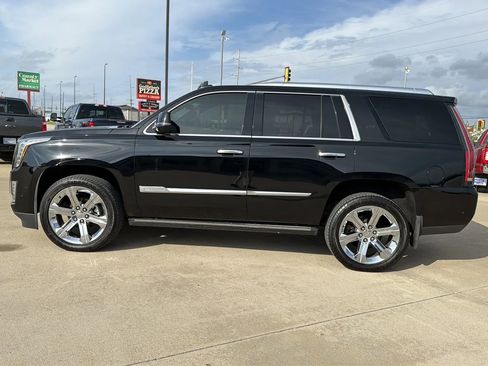 Used 2018 Cadillac Escalade Platinum image 9