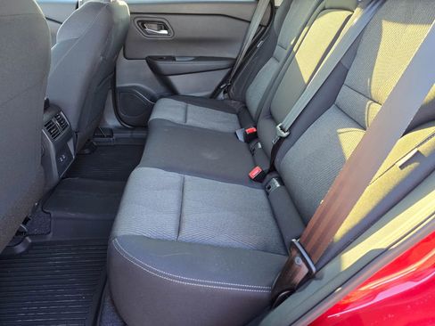 Used 2026 Nissan Rogue SV image 12