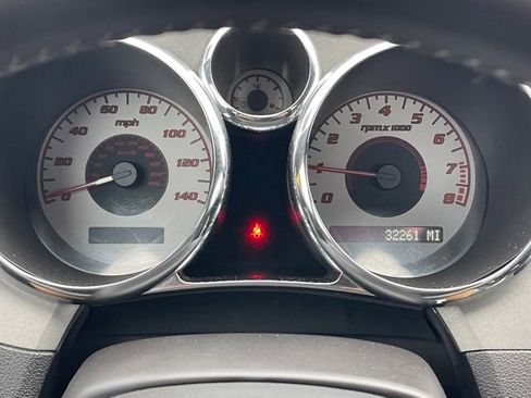 Used 2007 Pontiac Solstice Convertible w/ Premium Package image 9