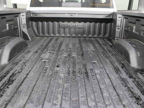 New 2026 GMC Sierra 2500 SLT w/ SLT Premium Package AWD/4WD image 21