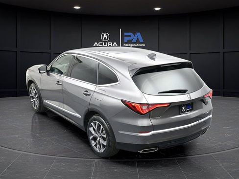 Used 2023 Acura MDX SH-AWD w/ Technology Package image 32