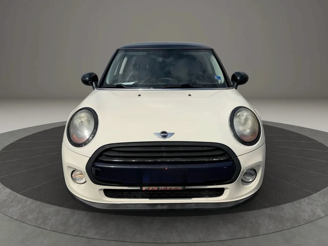 Used 2015 MINI Cooper 2-Door Hardtop FWD image 1