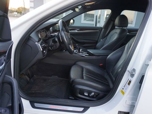 Used 2018 BMW 530i image 17