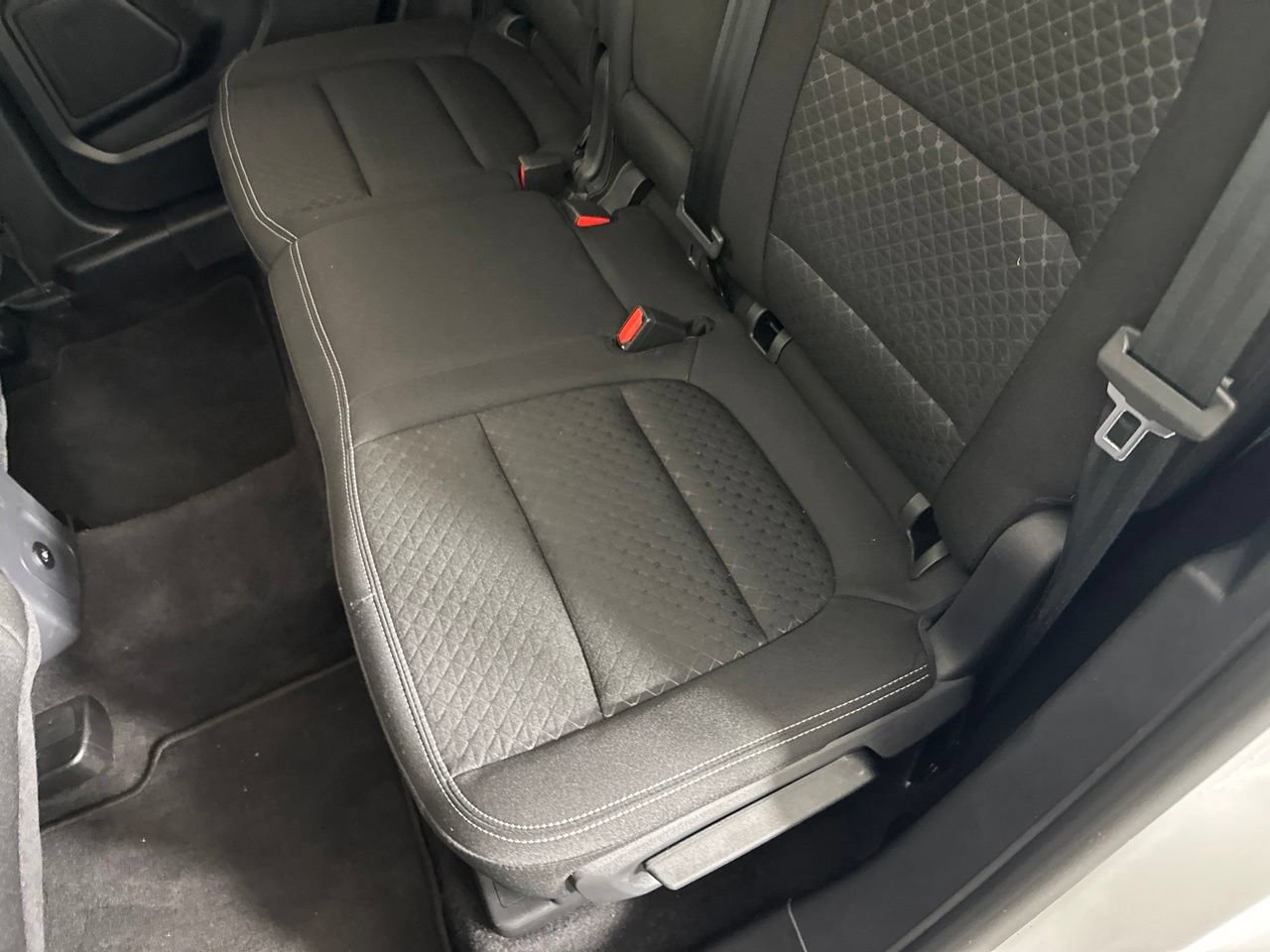 Used 2025 Ford Escape Active AWD/4WD image 26
