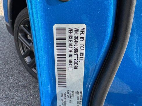 New 2026 Jeep Compass Latitude image 20