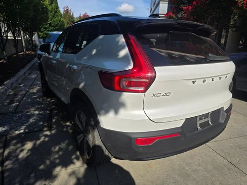 Used 2023 Volvo XC40 Recharge Plus w/ Protection Package Premier AWD/4WD image 7