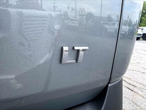 Used 2023 Chevrolet Traverse LT AWD/4WD image 30