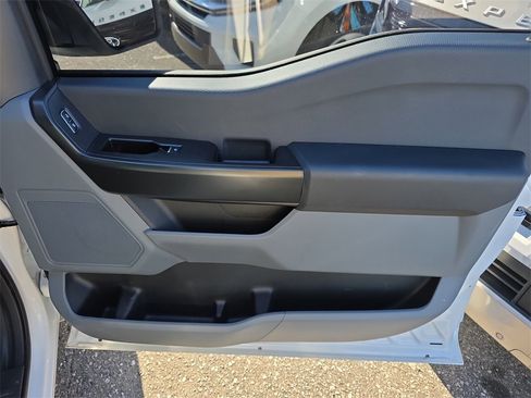 Used 2025 Ford F150 XL image 30