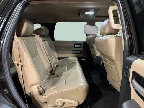 Used 2012 Toyota Sequoia Limited image 32