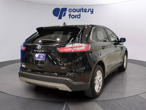 Certified 2024 Ford Edge SEL image 7