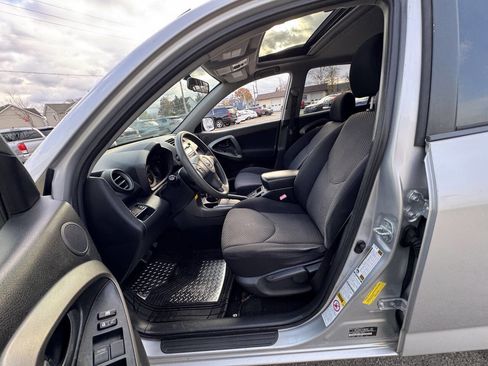 Used 2009 Toyota RAV4 Sport image 25