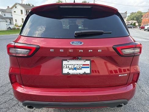 Used 2024 Ford Escape ST-Line Select w/ Tech Pack #1 AWD/4WD image 4
