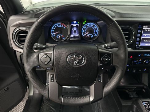 Used 2023 Toyota Tacoma TRD Off-Road image 15
