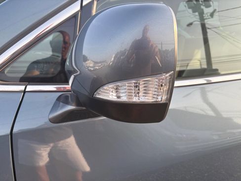 Used 2013 Nissan Quest SL image 10