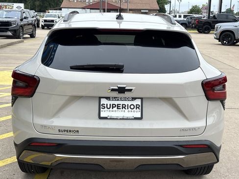 New 2026 Chevrolet Trax ACTIV w/ Driver Confidence Package FWD image 4