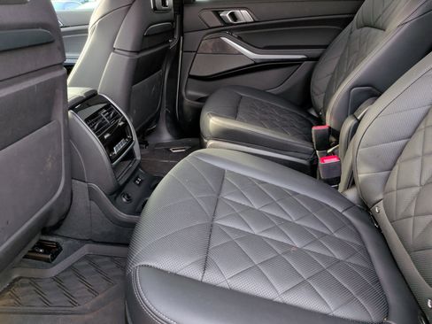 Certified 2024 BMW X7 xDrive40i image 36