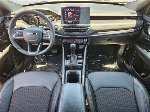 Used 2025 Jeep Compass Latitude w/ Altitude Special Edition AWD/4WD image 22